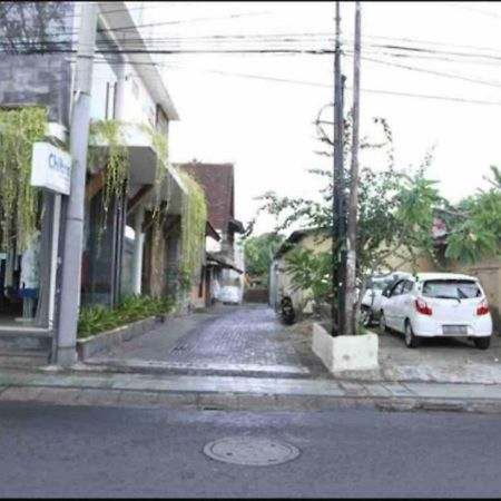 Pili Pili Homestay 6 Legian Buitenkant foto